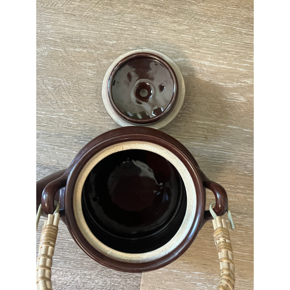Vintage Japanese Crane Teapot - Brown Ceramic with Gold Accents & Rattan Handle - Picture 4 of 15